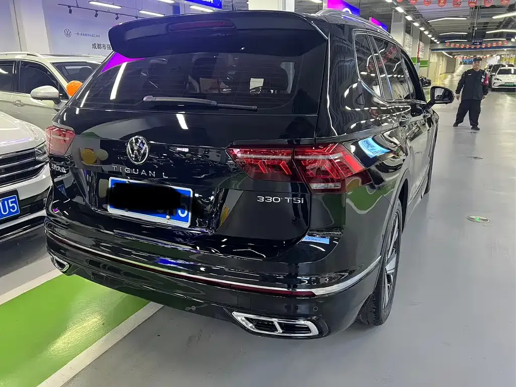 Volkswagen Tiguan L 2023 из CN, фото 10