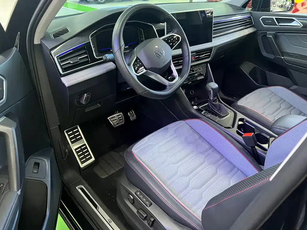 Volkswagen Tiguan L 2023 из CN, фото 4