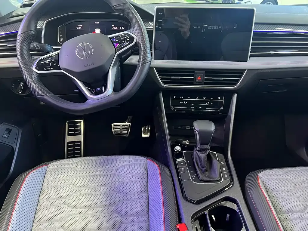 Volkswagen Tiguan L 2023 из CN, фото 5