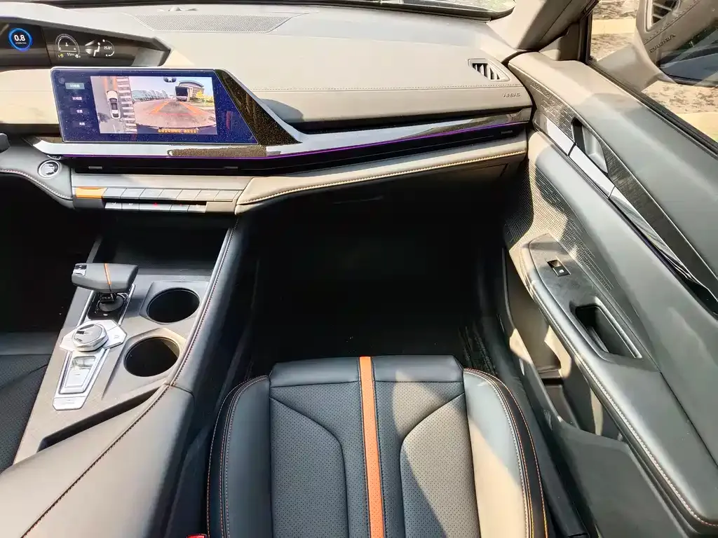 Changan UNI-V 2024 из CN, фото 8