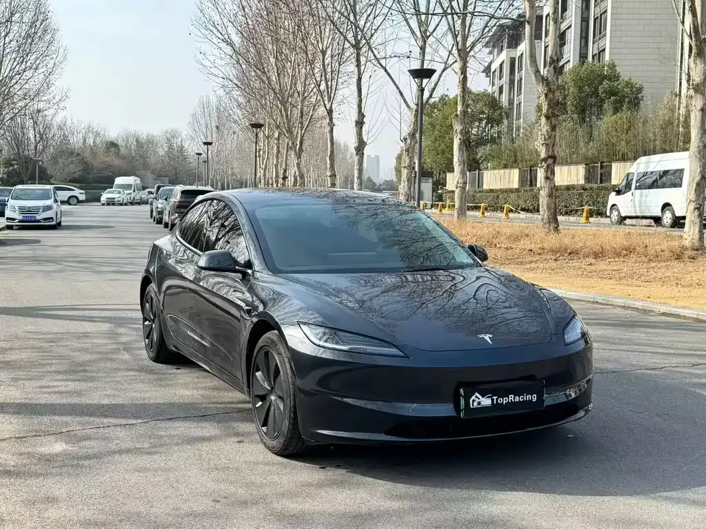Tesla Model 3 2025 из CN, фото 8