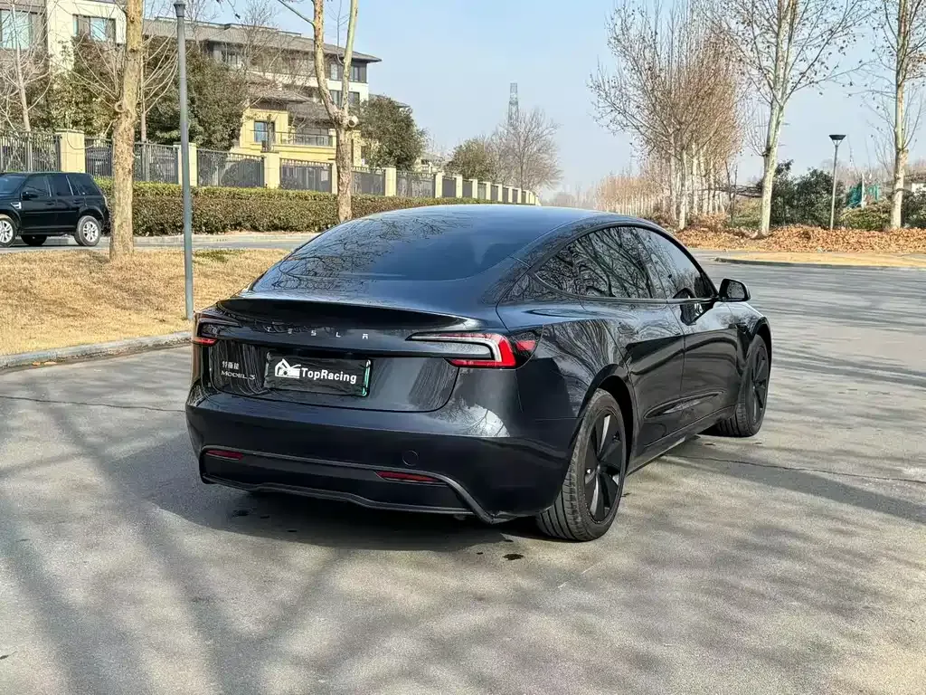 Tesla Model 3 2025 из CN, фото 4