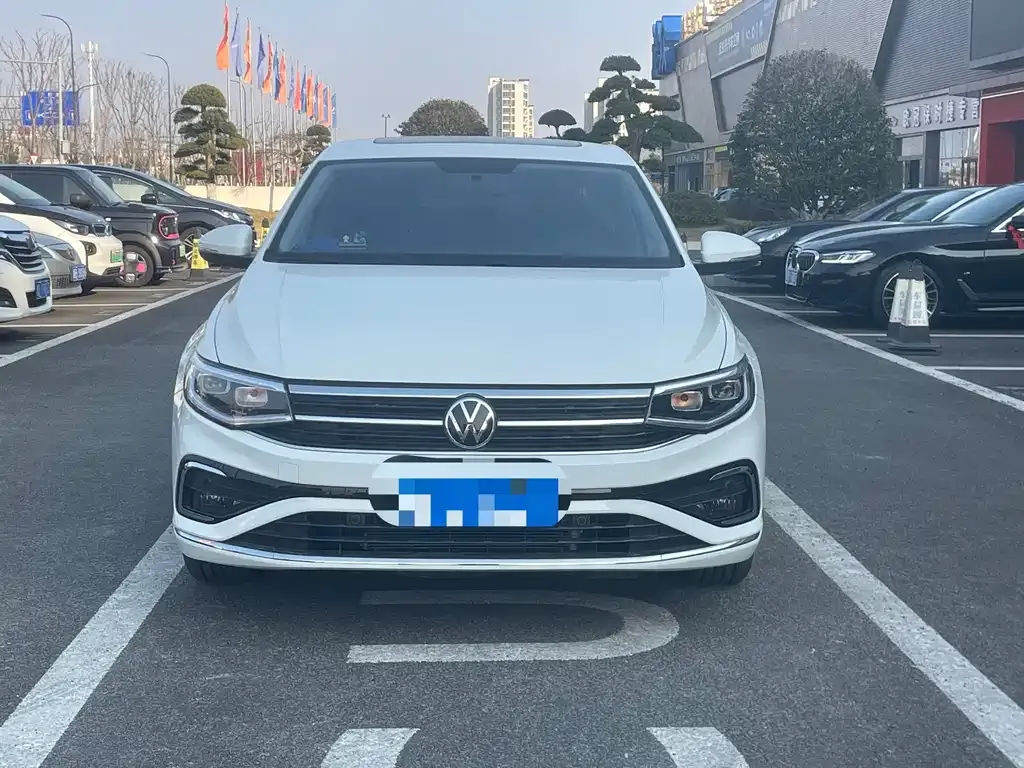 Volkswagen Bora 2024 из CN, фото 9