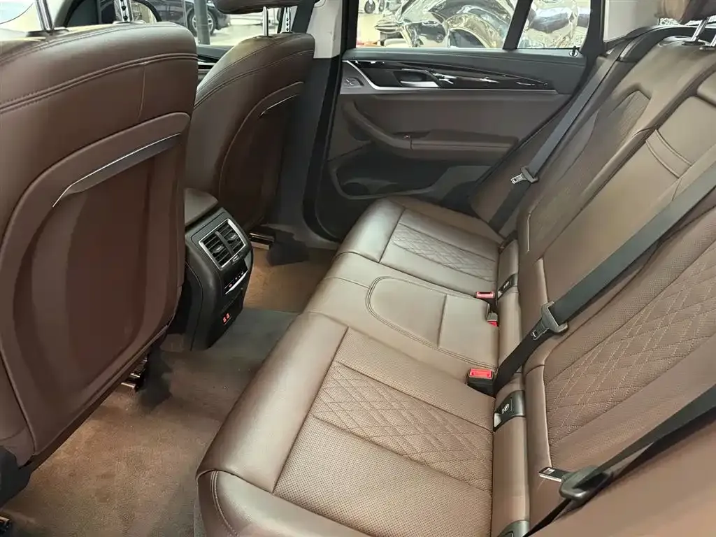 BMW iX3 2023 из CN, фото 2