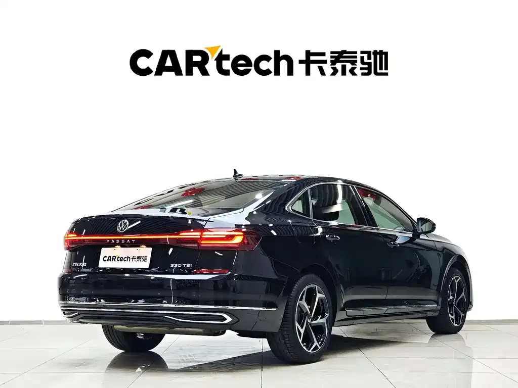 Volkswagen Passat 2023 из CN, фото 7