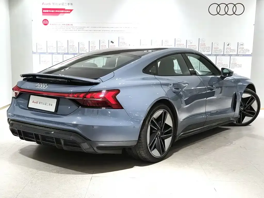 Audi e-tron GT 2024 из CN, фото 7