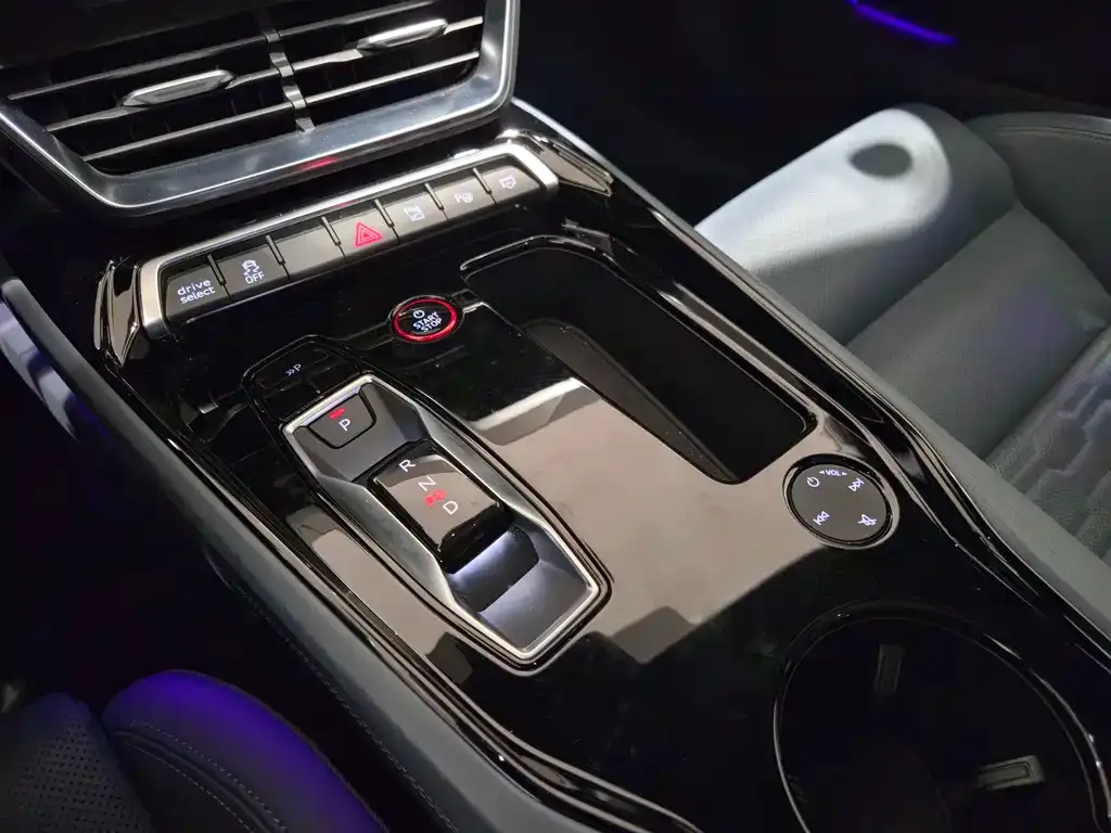 Audi e-tron GT 2024 из CN, фото 6