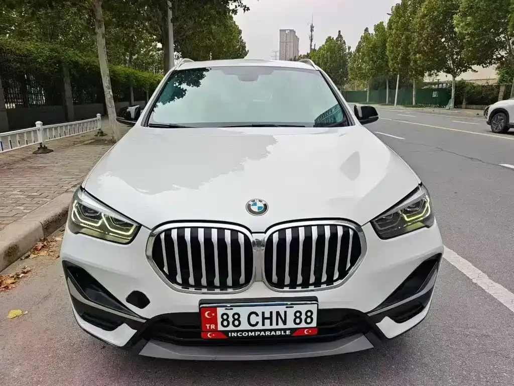 BMW X1 2021 из CN, фото 3