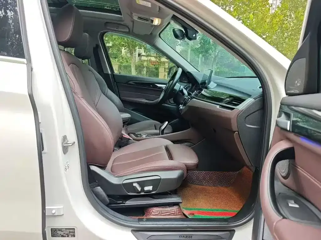 BMW X1 2021 из CN, фото 2