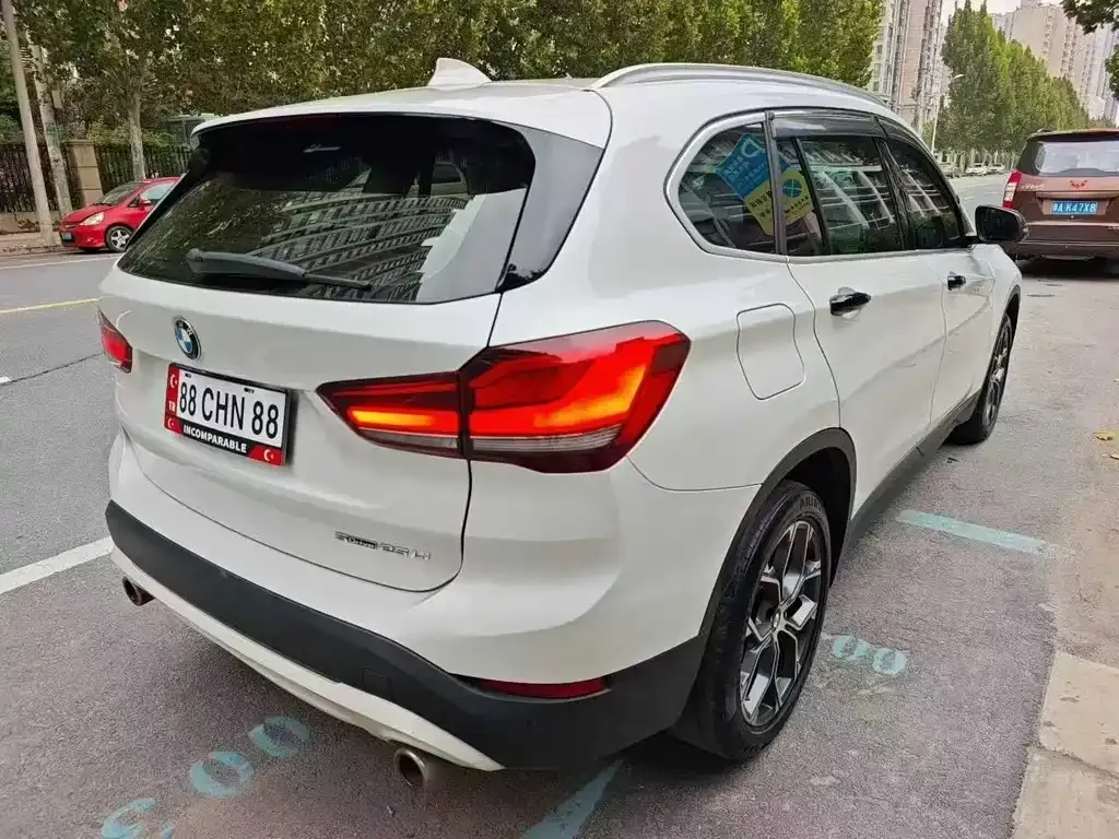 BMW X1 2021 из CN, фото 9