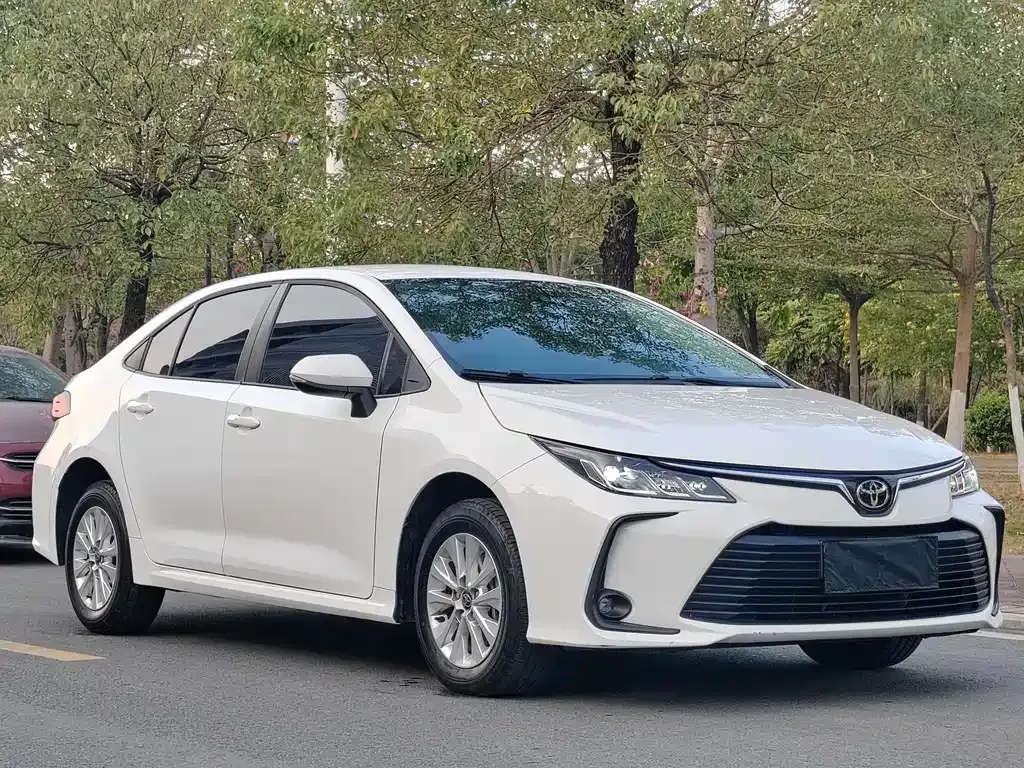 Toyota Corolla 2024 из CN, фото 10