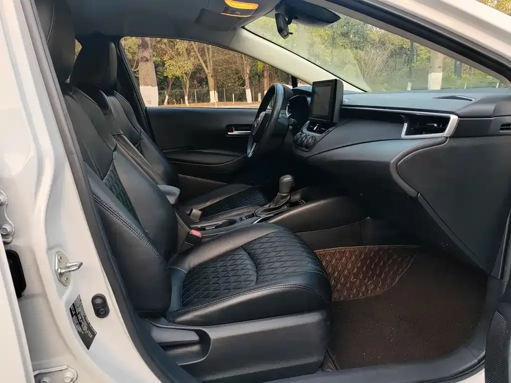 Toyota Corolla 2024 из CN, фото 8