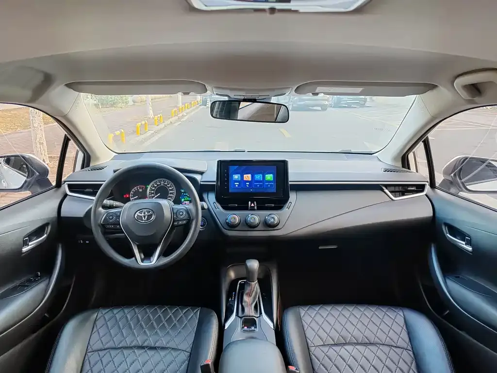 Toyota Corolla 2024 из CN, фото 3