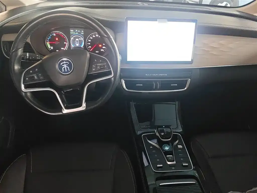 BYD MAX New Energy 2023 из CN, фото 3
