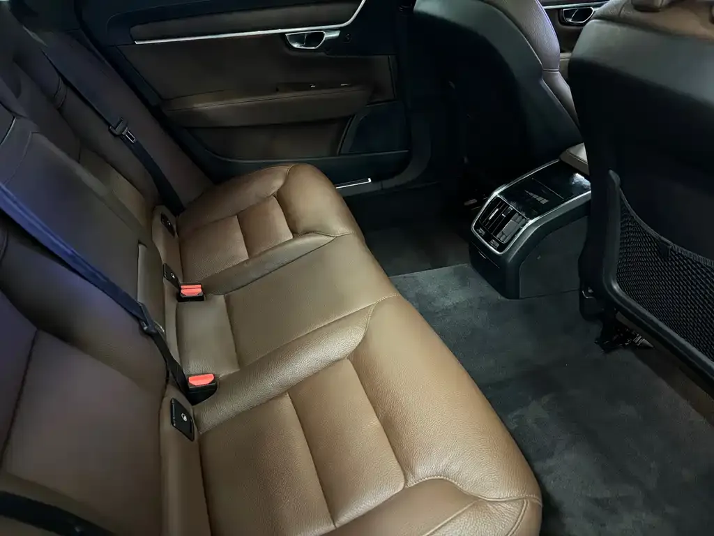 Volvo S90 2021 из CN, фото 6