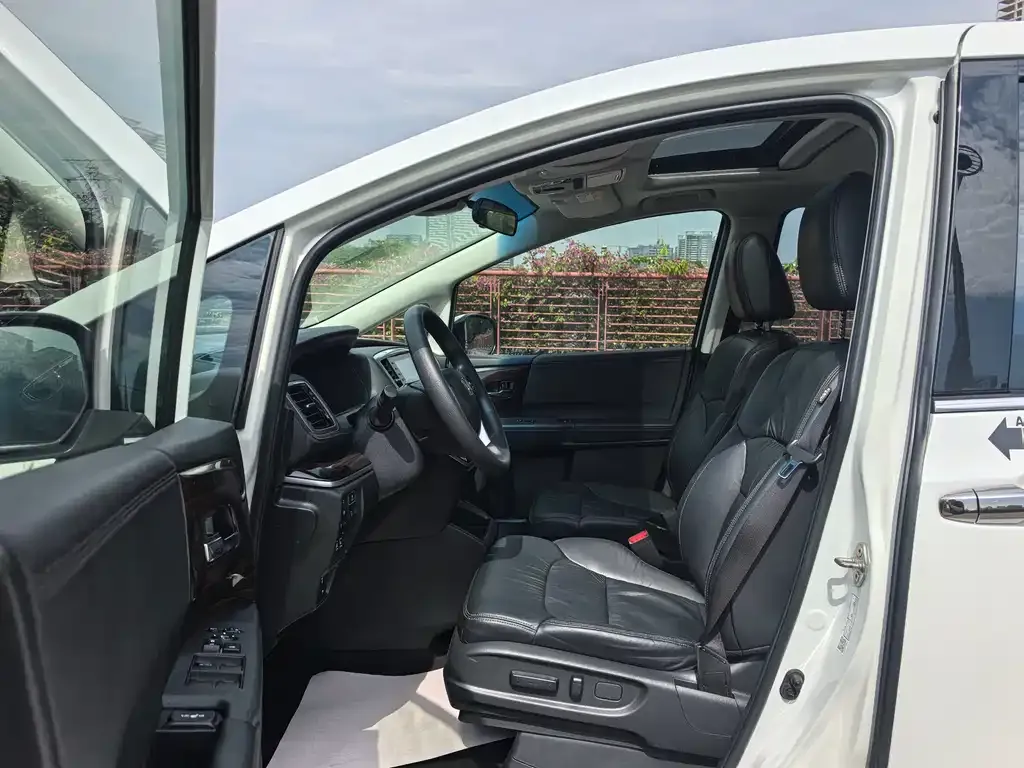Honda Odyssey 2021 из CN, фото 5