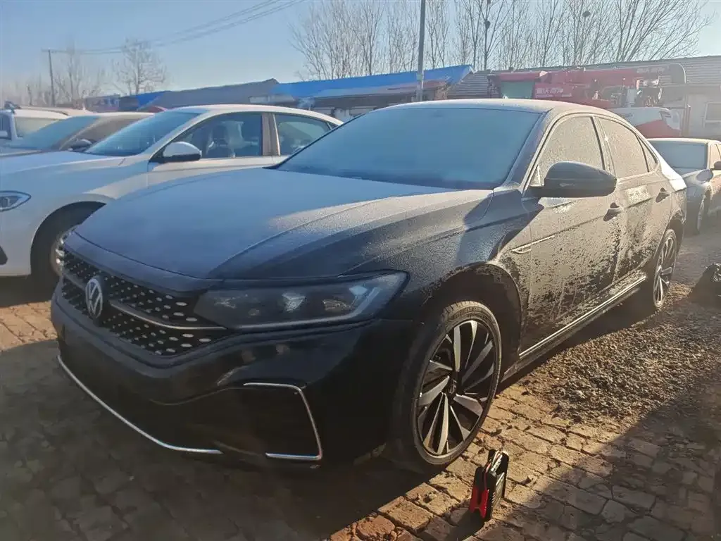 Volkswagen Passat 2022 из CN, фото 1