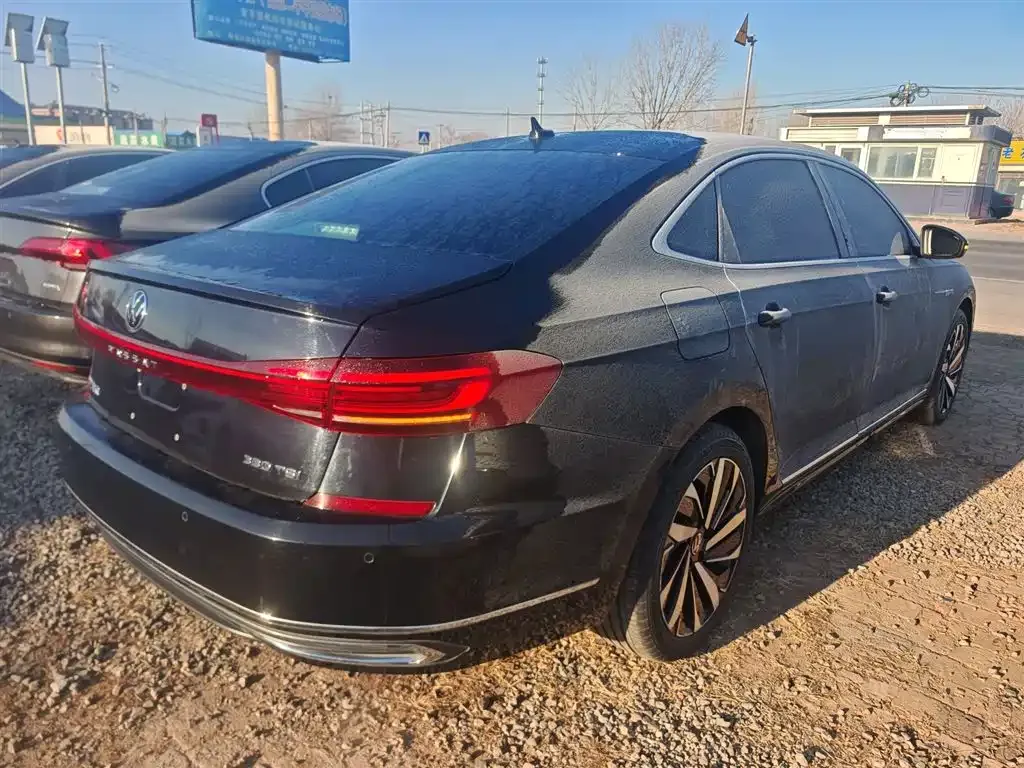 Volkswagen Passat 2022 из CN, фото 3