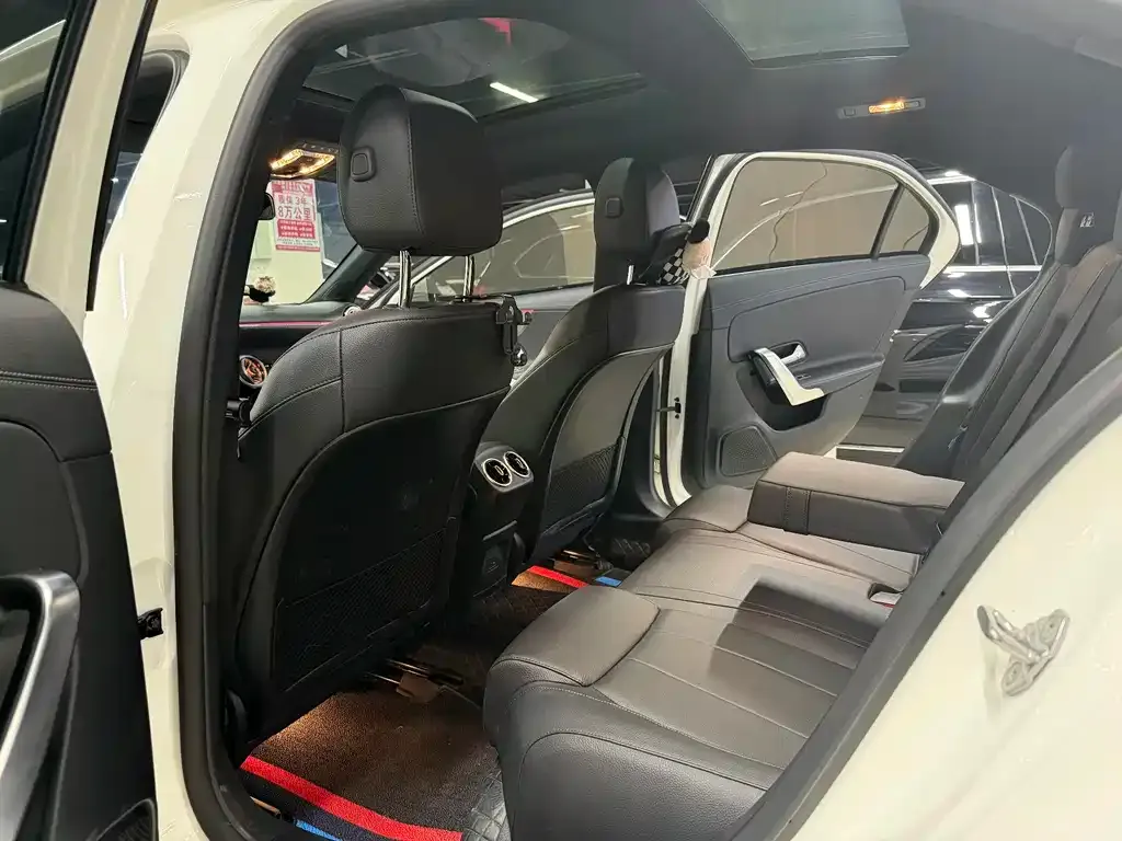 Mercedes-Benz A-Class 2022 из CN, фото 2