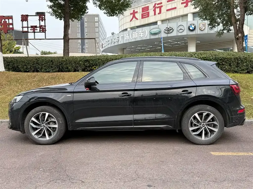 Audi Q5L 2023 из CN, фото 9
