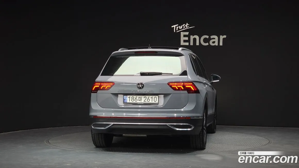 Volkswagen Tiguan — фото 2