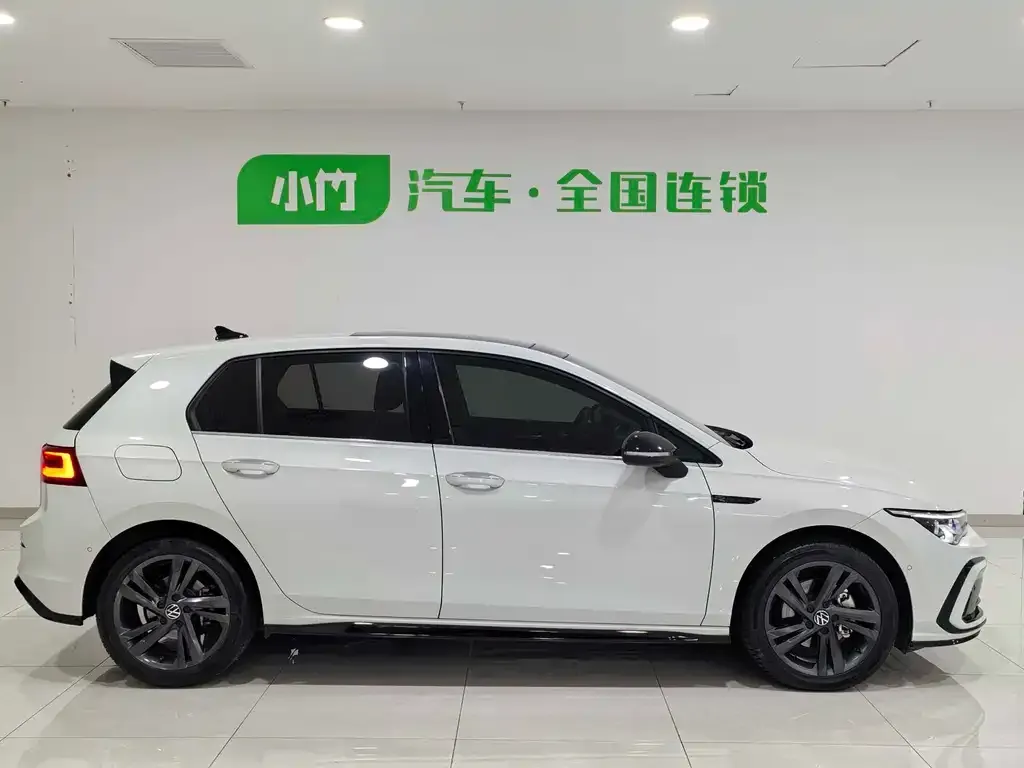 Volkswagen Golf 2022 из CN, фото 4