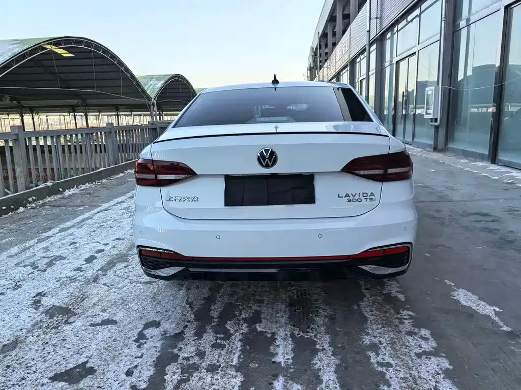 Volkswagen Lavida 2023 из CN, фото 4