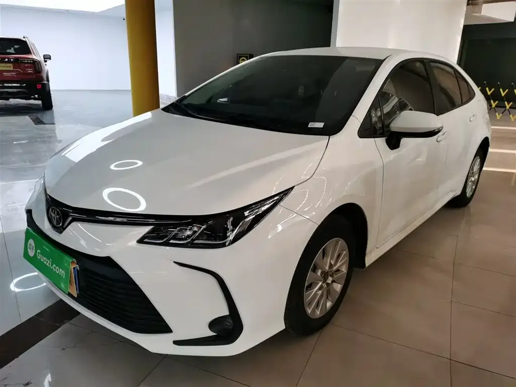 Toyota Corolla 2024 из CN, фото 2