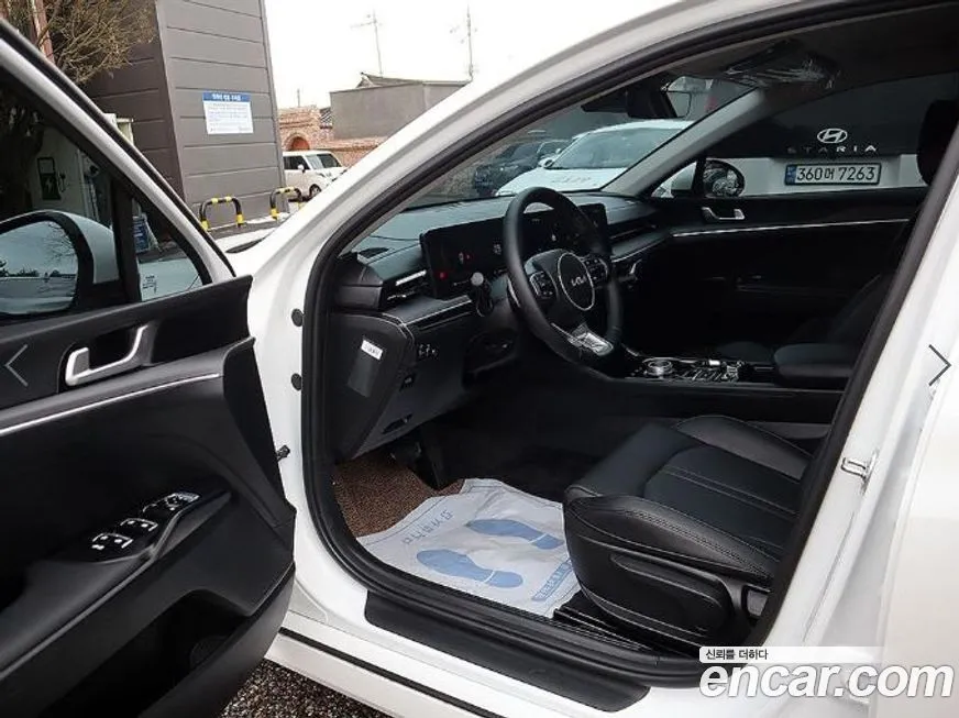 Kia K5 — фото 4