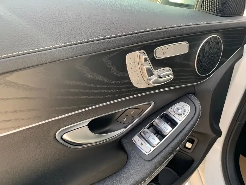 Mercedes-Benz C-Class 2021 из CN, фото 2