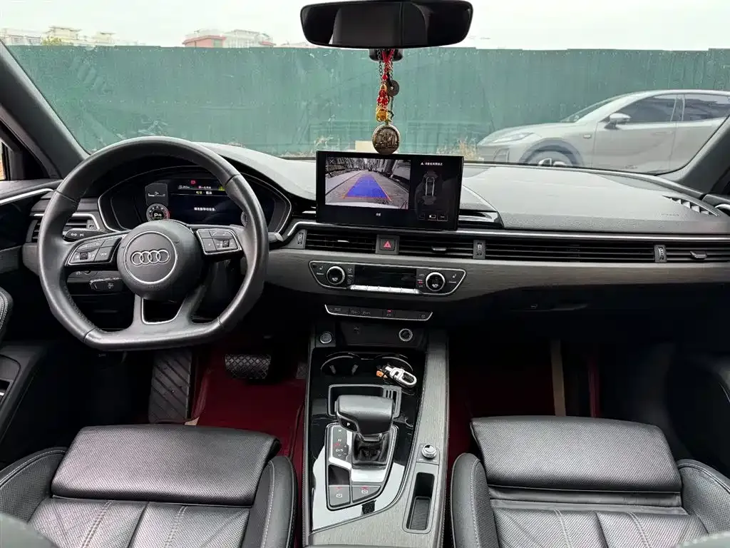Audi A4L 2023 из CN, фото 5