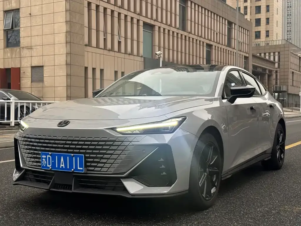 Changan UNI-V 2023 из CN, фото 1
