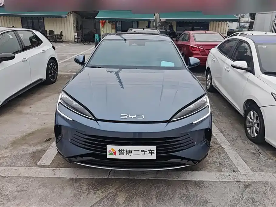 BYD Seal — фото 2
