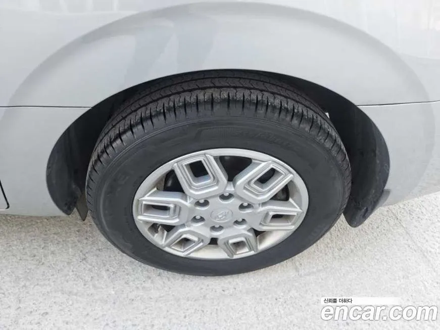 Hyundai Staria — фото 10