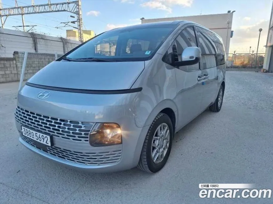 Hyundai Staria — фото 2