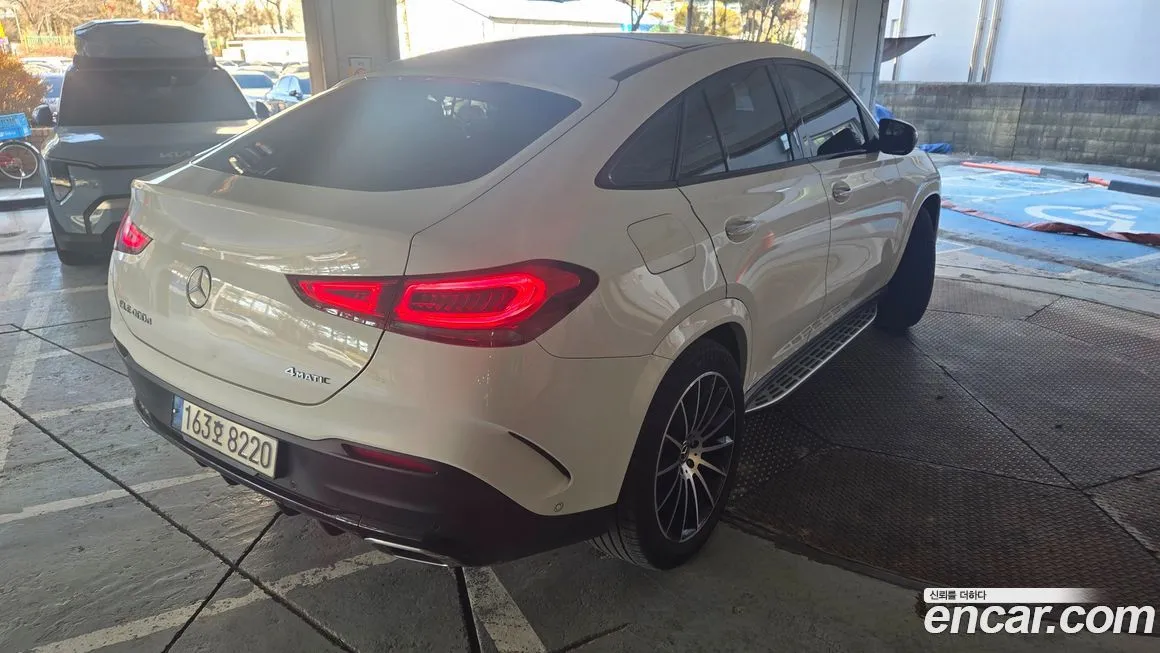 Mercedes-Benz GLE-Class — фото 6