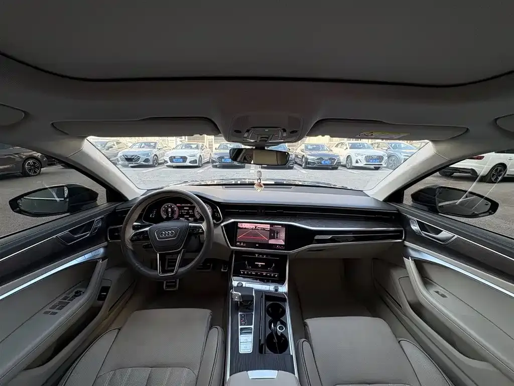 Audi A6L 2023 из CN, фото 4