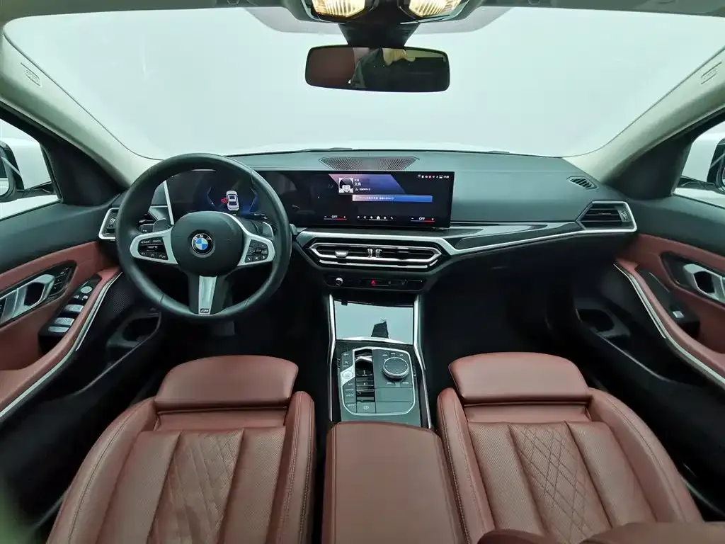 BMW 3 Series 2024 из CN, фото 8