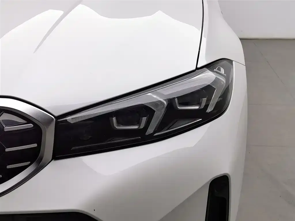 BMW 3 Series 2024 из CN, фото 4