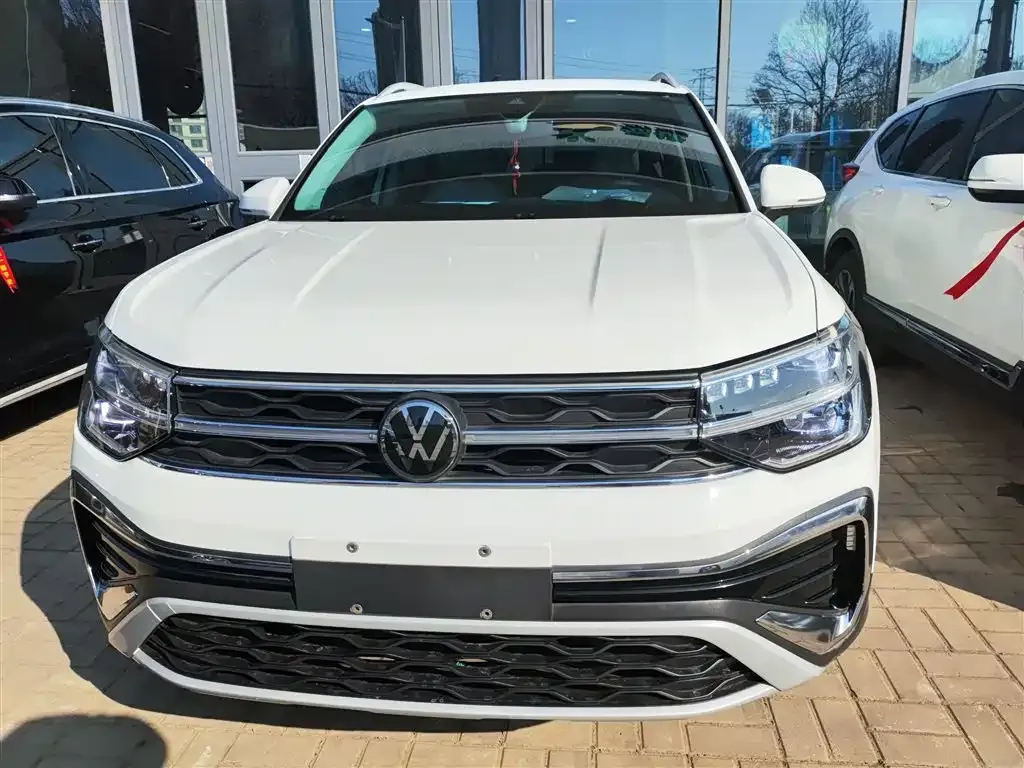 Volkswagen Tharu 2024 из CN, фото 9