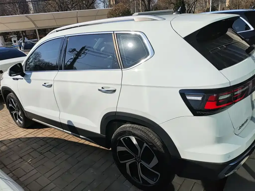 Volkswagen Tharu 2024 из CN, фото 10