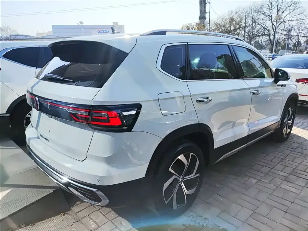 Volkswagen Tharu 2024 из CN, фото 8
