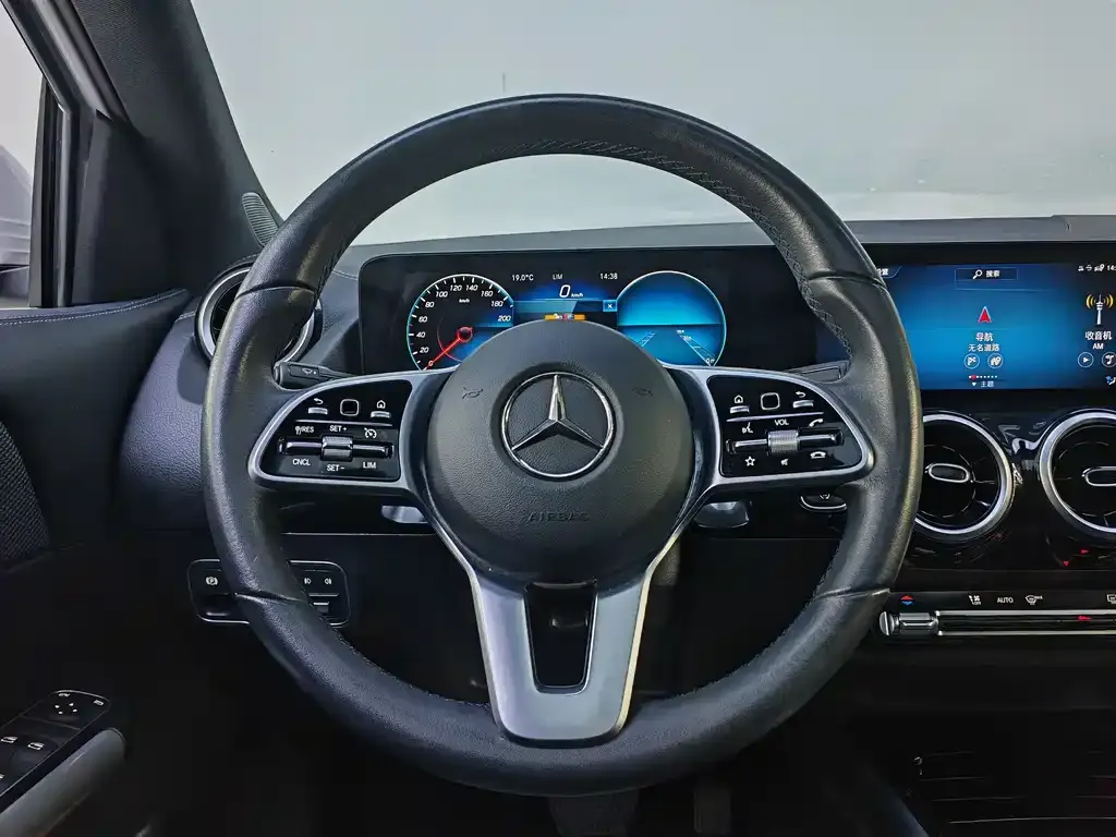 Mercedes-Benz GLA 2023 из CN, фото 10