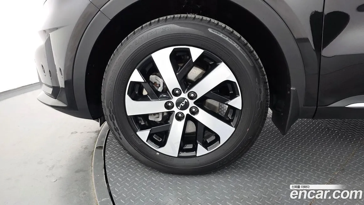 Kia Sorento — фото 5