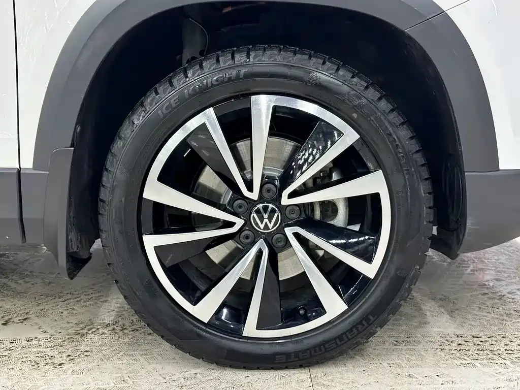 Volkswagen Tharu 2022 из CN, фото 3