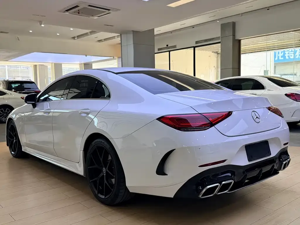 Mercedes-Benz CLS — фото 2
