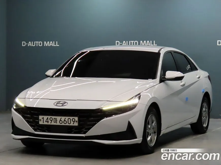 Hyundai AVANTE — фото 1