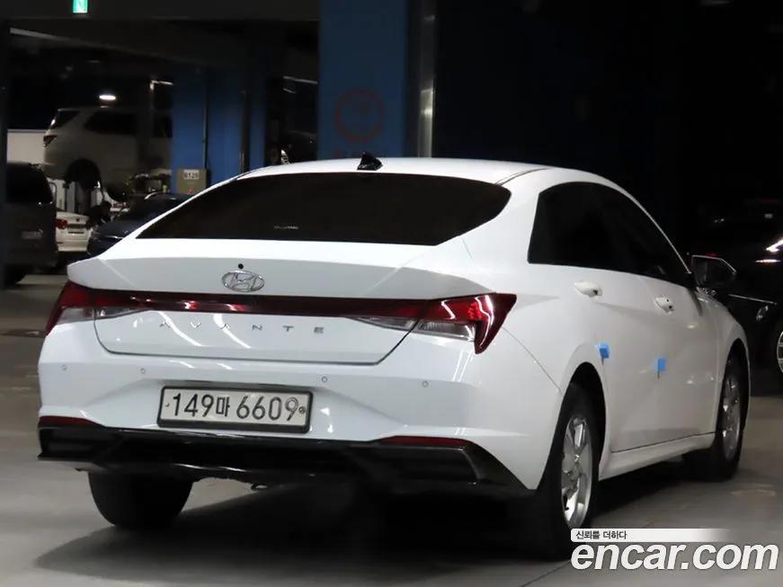 Hyundai AVANTE — фото 4