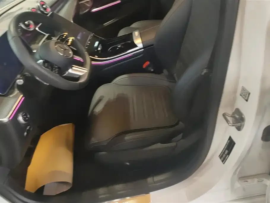 Mercedes-Benz C-Class 2025 из CN, фото 8
