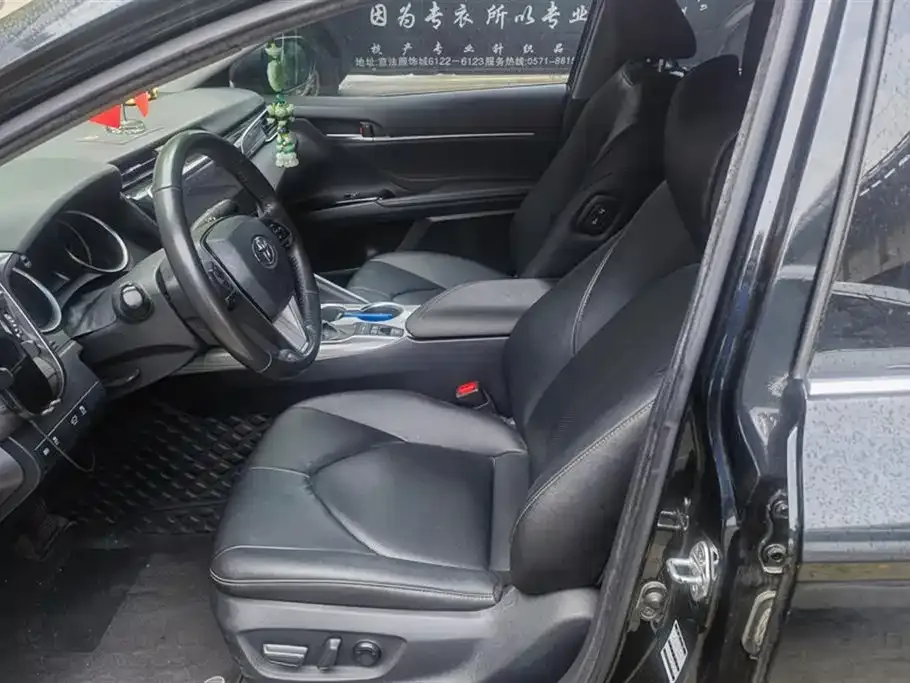 Toyota Camry 2021 из CN, фото 9